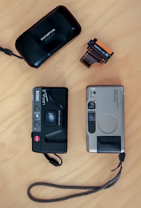11 Best Point and Shoot Film Cameras, According to Pro Photographers