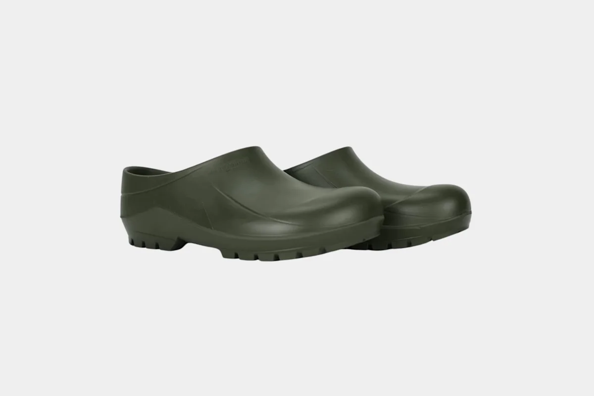 best-garden-clogs-review-gardenheir