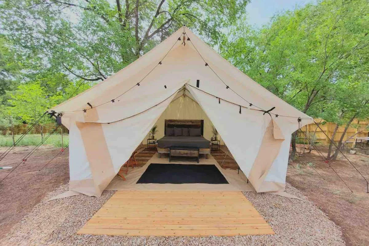 colorado-glamping-list-17-palisade-tent