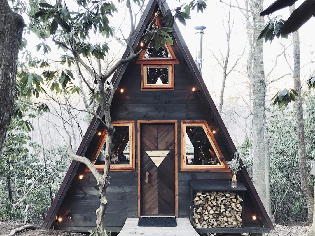 asheville-north-carolina-cabins-swannanoa-starling-a-frame-2