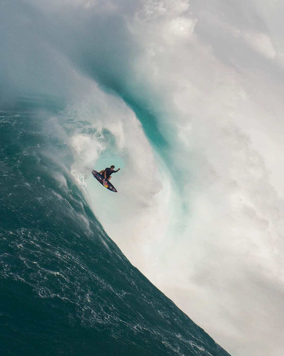 Kai-Lenny-Big-Wave-Surfer-FM-2
