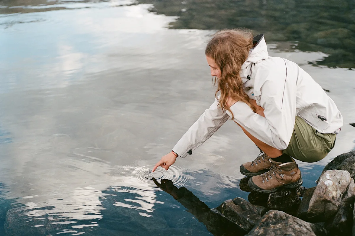 sweden-mountains-emma-and-bea-NEW-testing-water