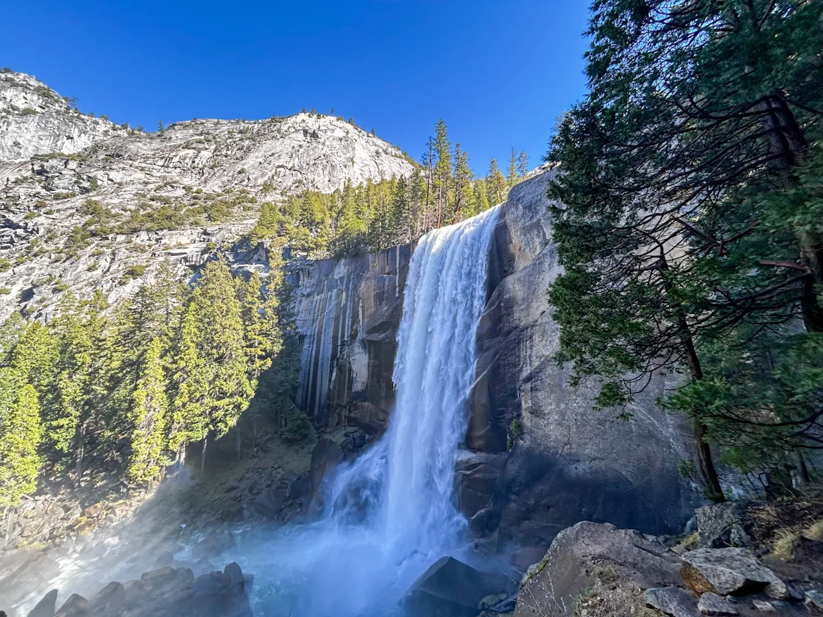 national-parks-california-Vernal-Falls-horizontal-falls