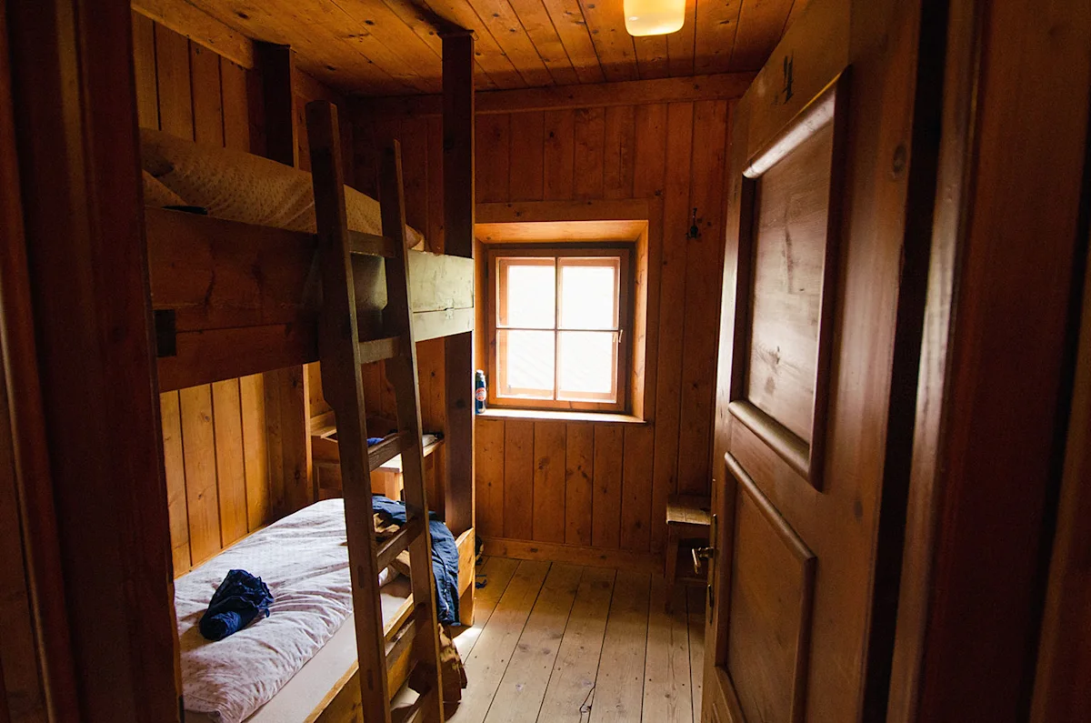 Stephen-Dagley-Austria-Hut-Hiking-Fieldmag-11