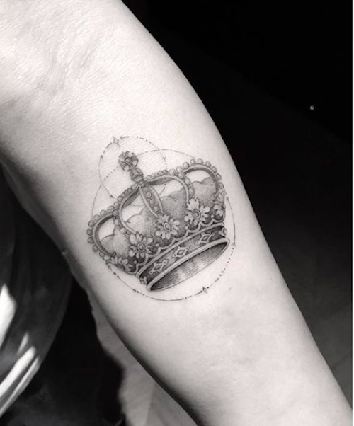 Tattoo uploaded by Callum . • Lion and crown. • Tattoodo