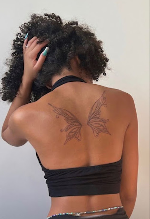https://inspirationfeed.com/wp-content/uploads/2020/07/spine-tattoo… |  Tatuajes en la columna vertebral, Ideas de tatuaje femenino, Chicas con  tatuaje en la espalda