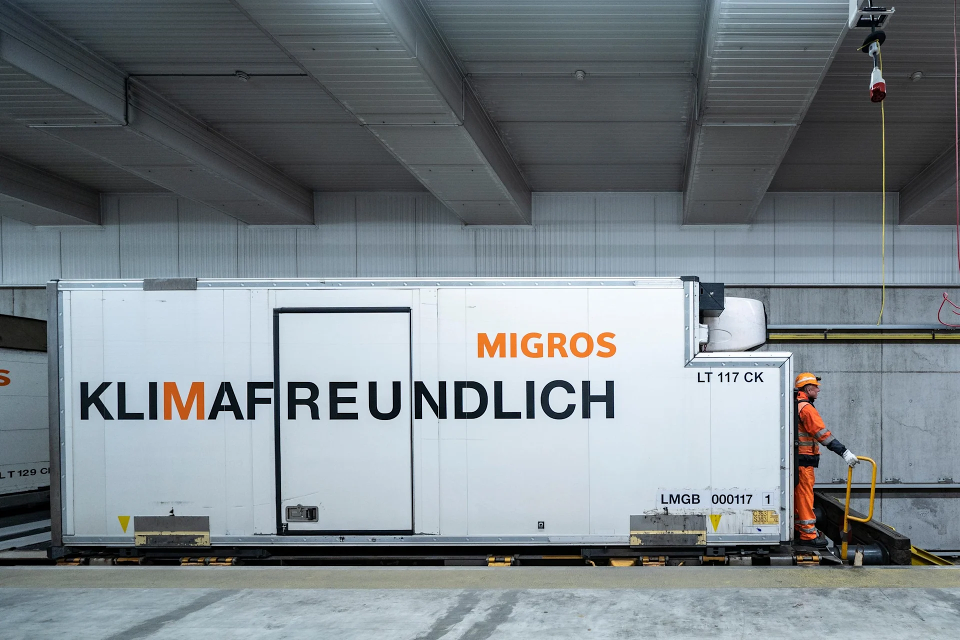 Climate-friendly transport by rail