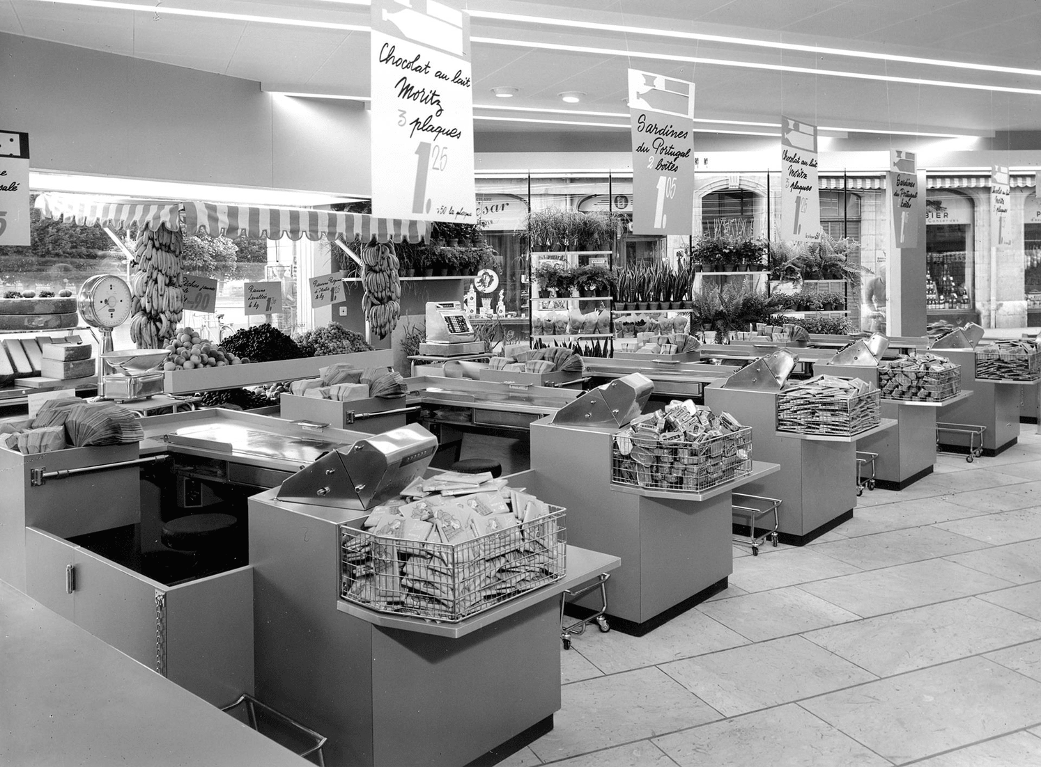 7-VD-Yverdon-MM-rue-du-Lac-Er_ffnung-30081960-Kassen_-AKTION-174-M-Arch