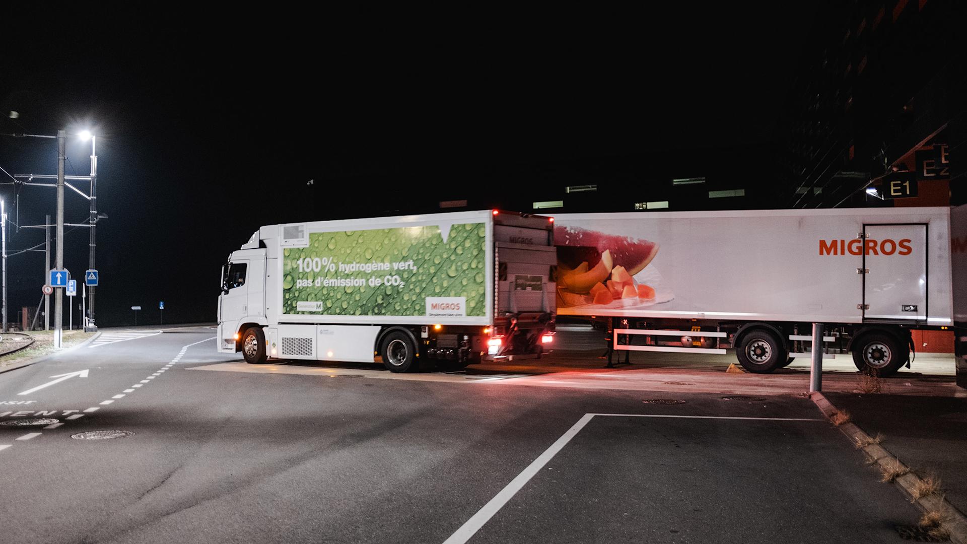 Le camion Migros arrive