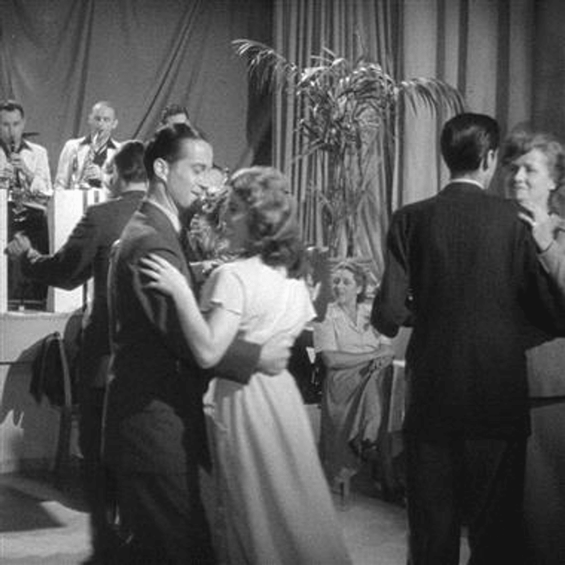 4-klubhaus-the-dansant