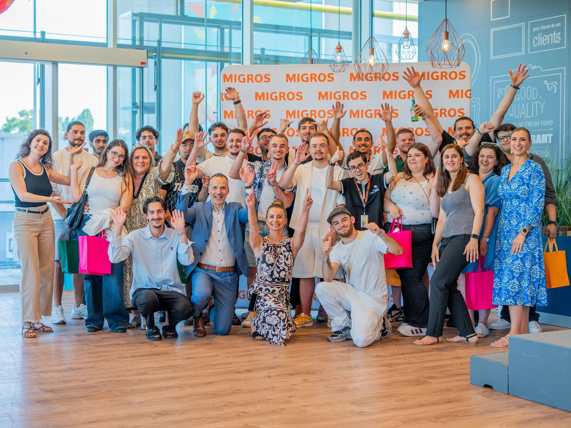 Photo de groupe durant la fête de l'apprentissage