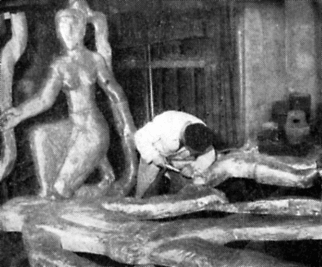 3-bb-19570517-IMG_2448-ba_nninger-bei-der-arbeit