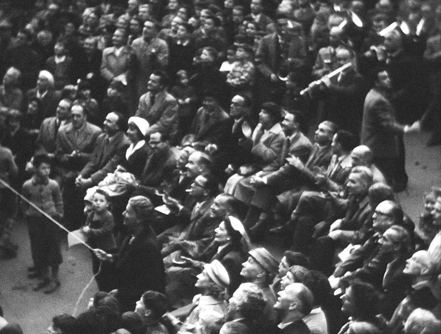 6-adele-zieht-an-der-schnur