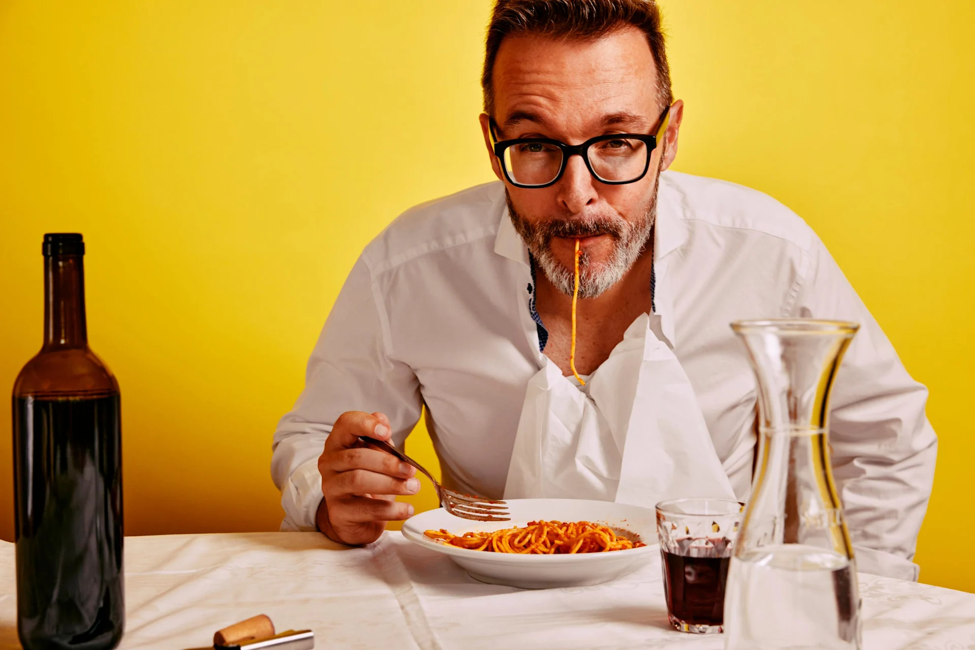 Oliver Höfler si gusta un piatto di spaghetti