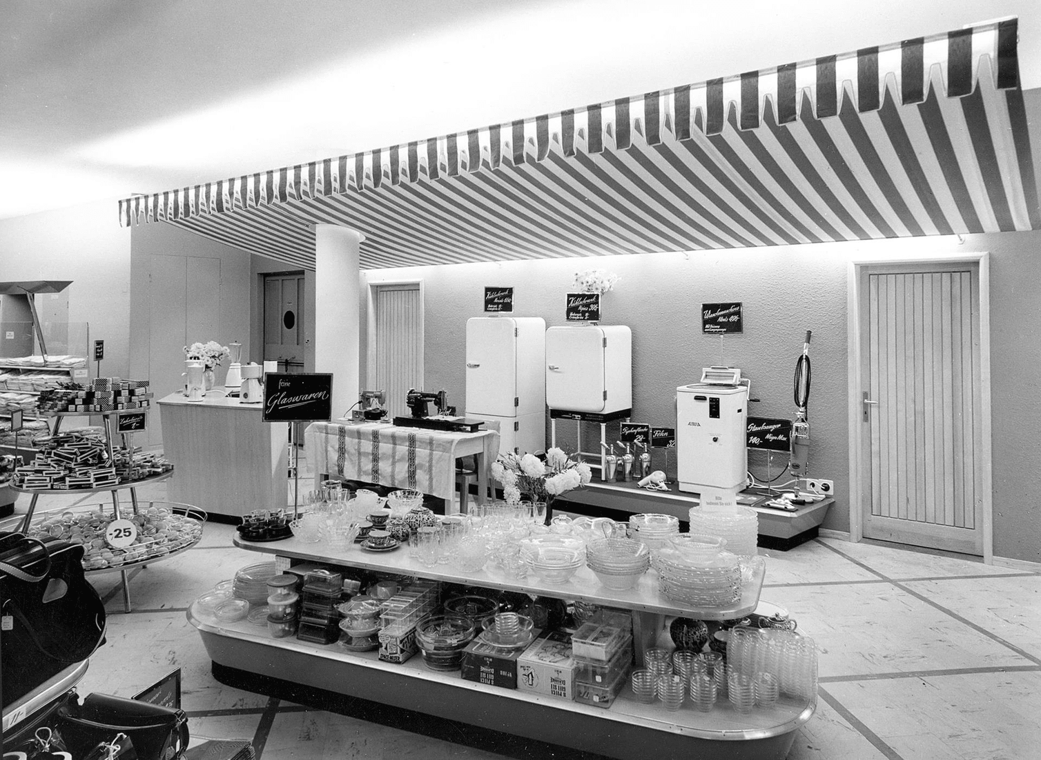 6-SH-MM-Schaffhausen-Vorstadt-Geschirr-und-K_hlschr_nke_201-M-Arch