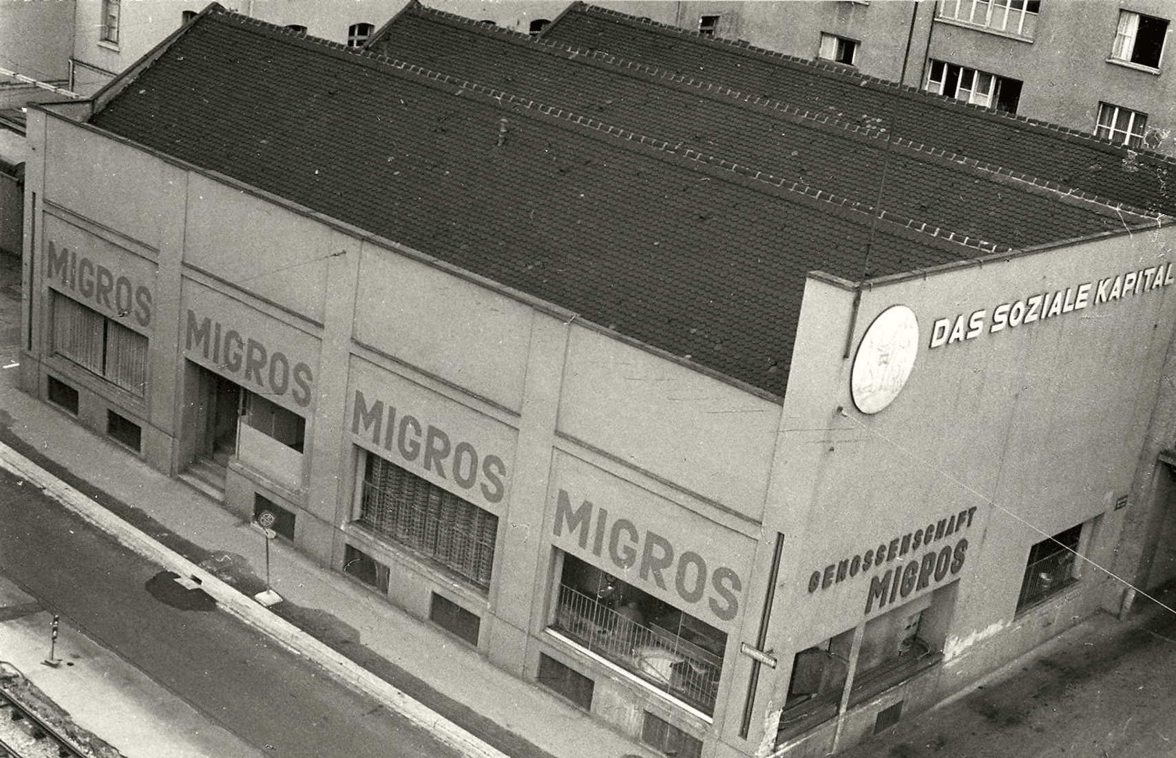 6-Scannen0285-verteilzentrum-soziales-kapital