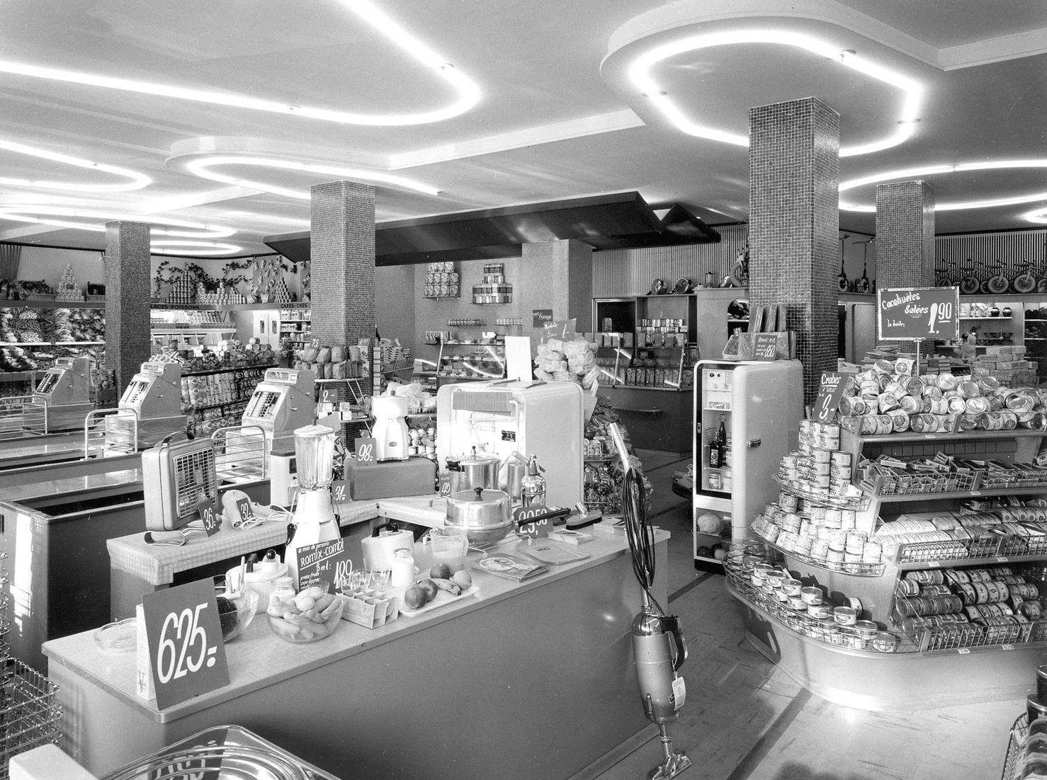 4-GE-25-27-rte-de-Malagnou-innen_148-M-Arch