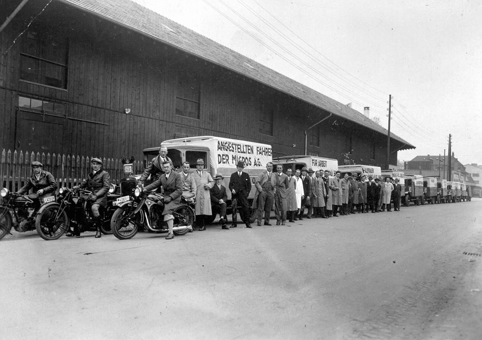 3-zeitreisen-demonstrierten-die-angestellten_basel-1930_2_herausgenommen