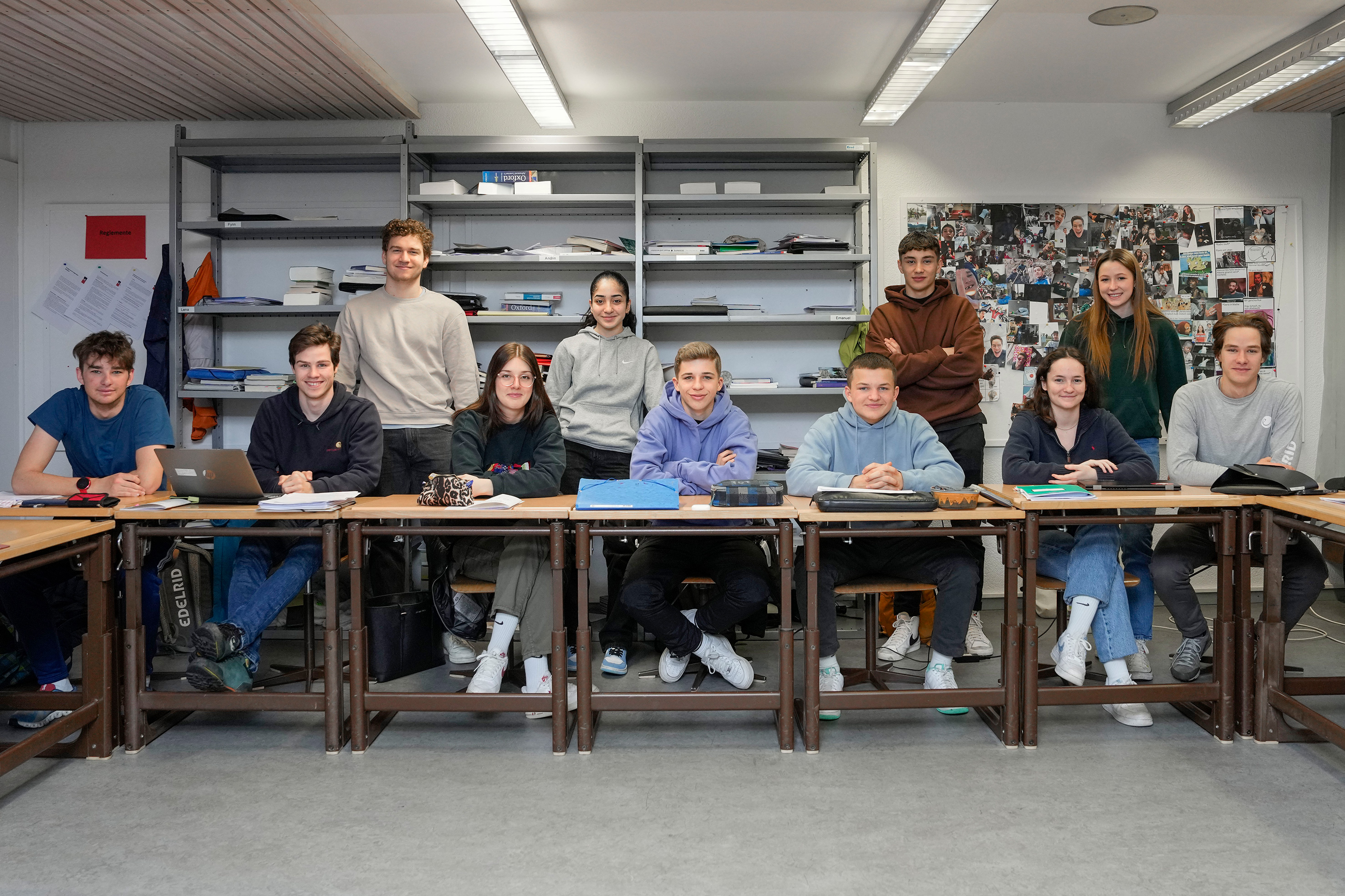 Pictured in the classroom: Flavio, Michel, Michelle, Alessio, Emanuel, Lena and Fynn. Behind: Leander, Esra, Dario and Sarah