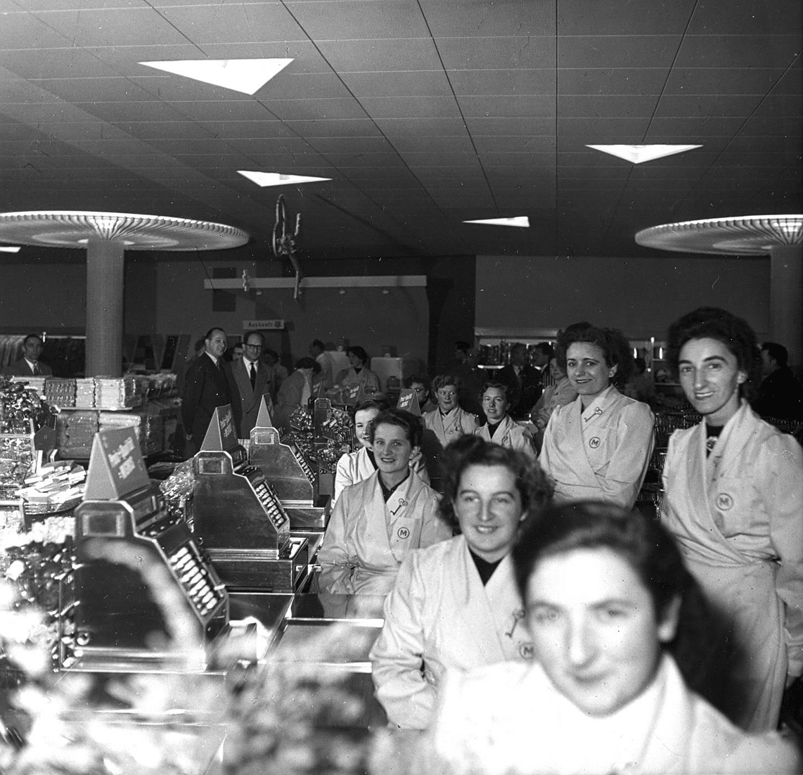 4-LU-MM-Hertensteinerstr-44-Ero_ffnung-Kassen_181