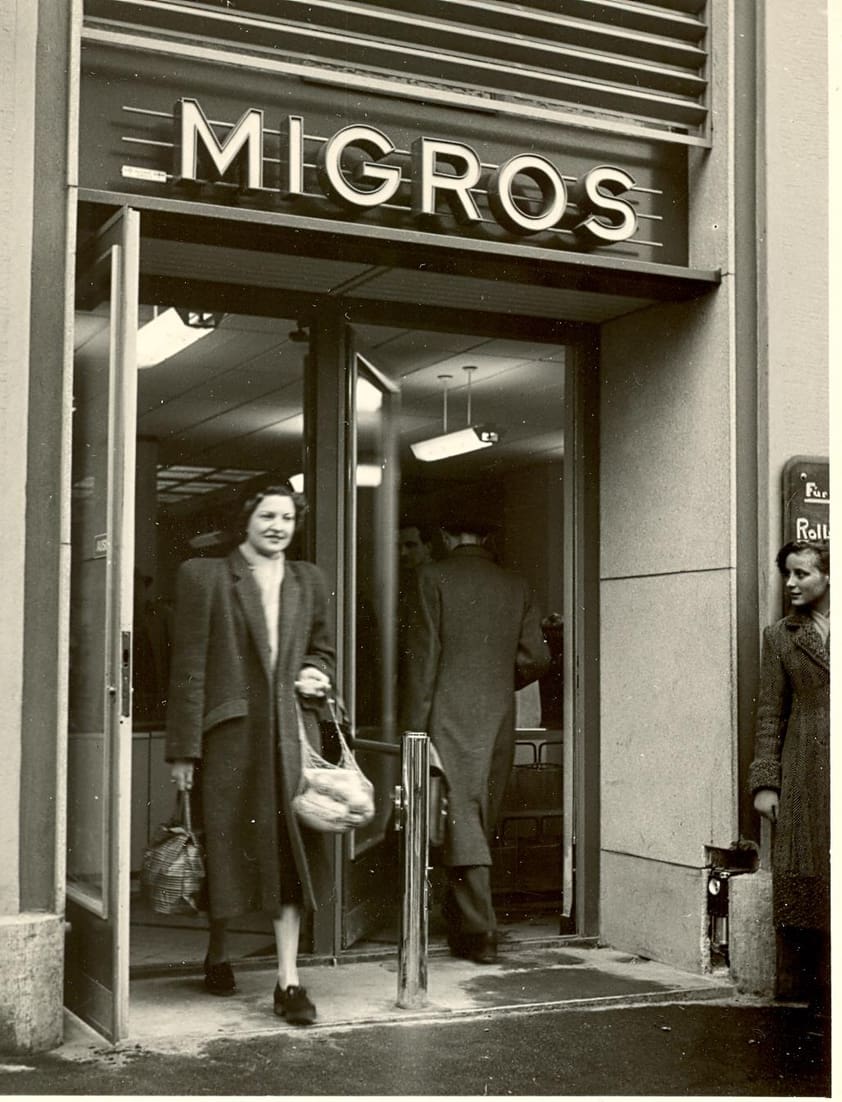 5_ZH_Stadelhofen_G_thestr_16_Eingang_42_M-Arch