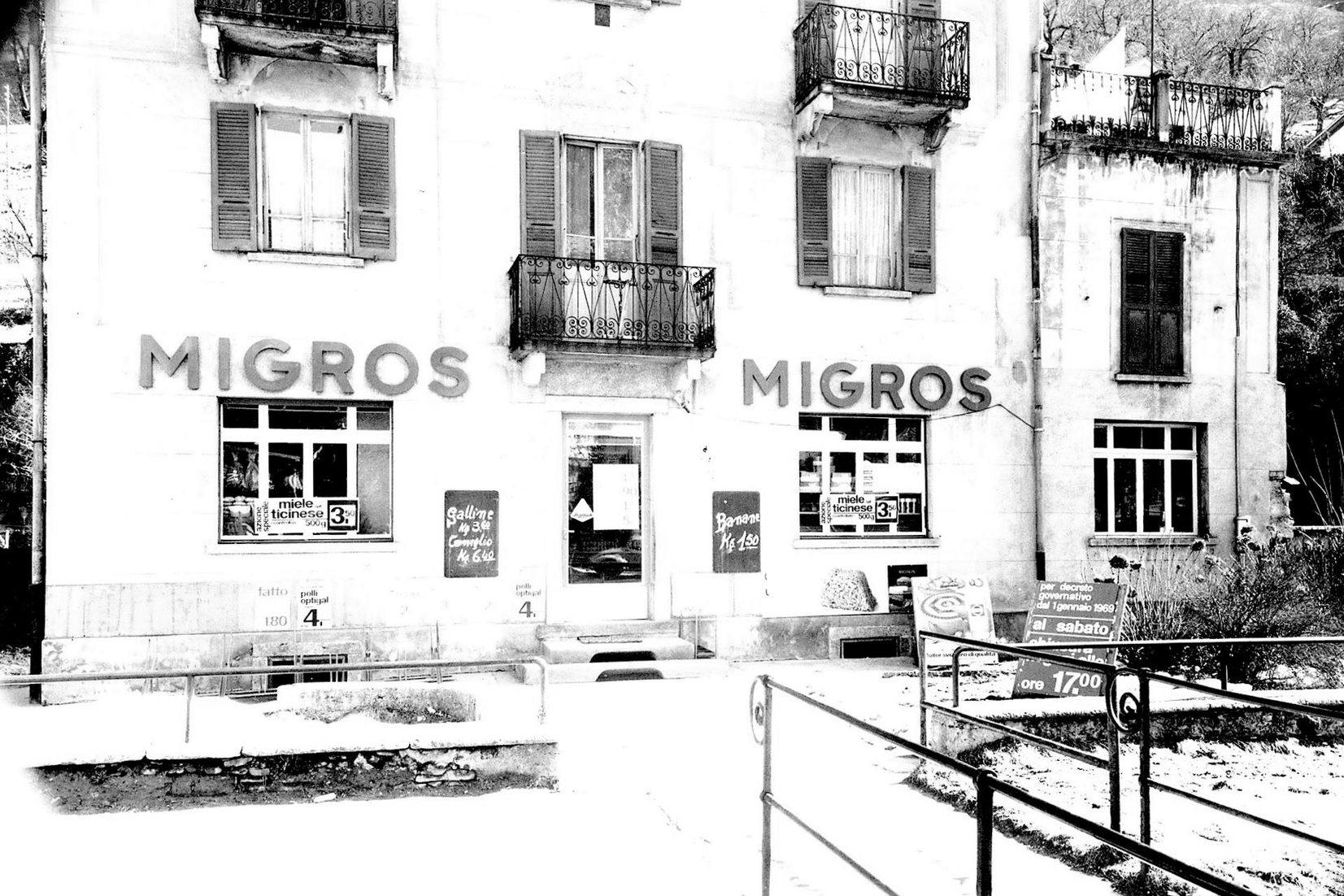 5-B-Laden-Migros-Biasca-02011951