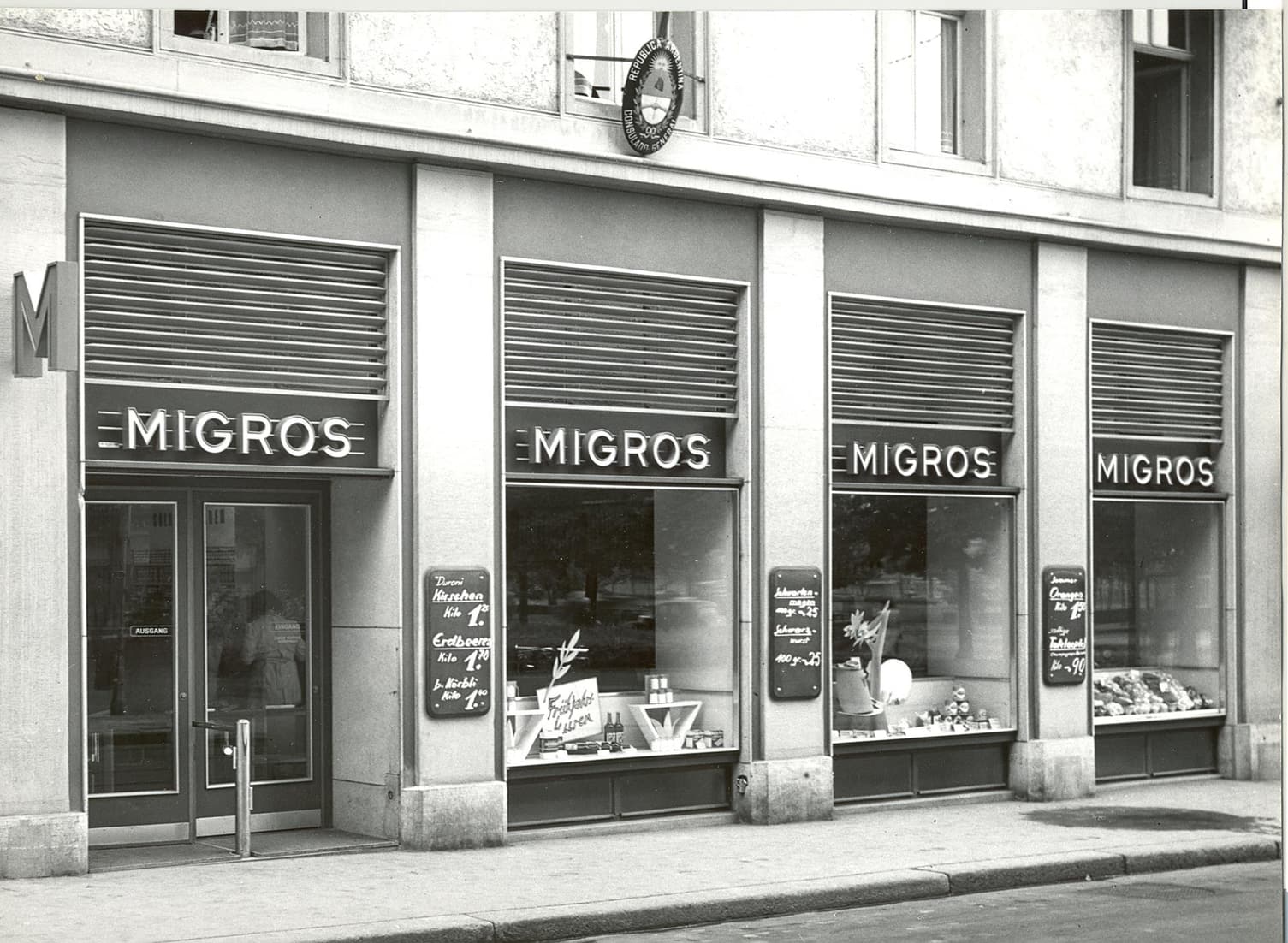 4_ZH_Stadelhofen_G_thestr_16_Schaufenster_42_M-Arch