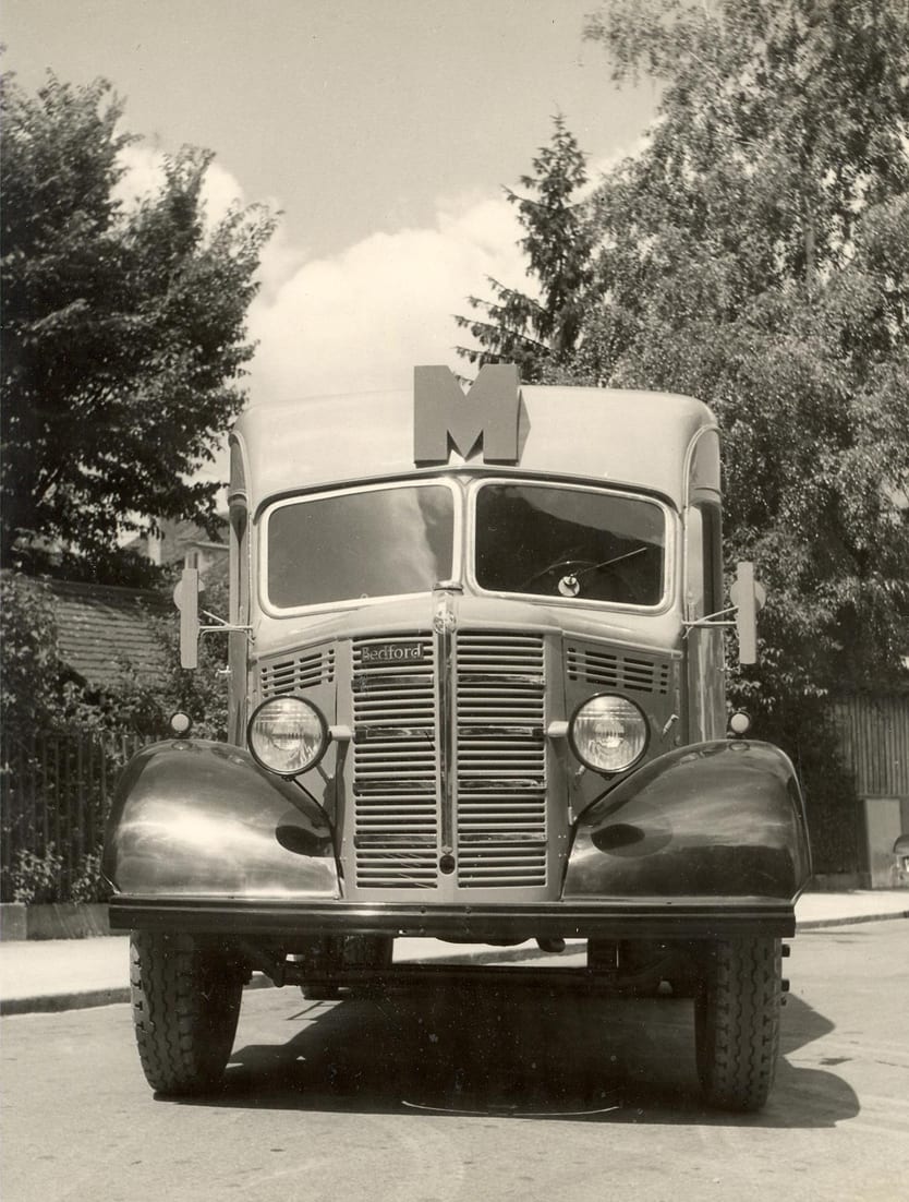 Bedford brand sales trolley (1945 - 1946).