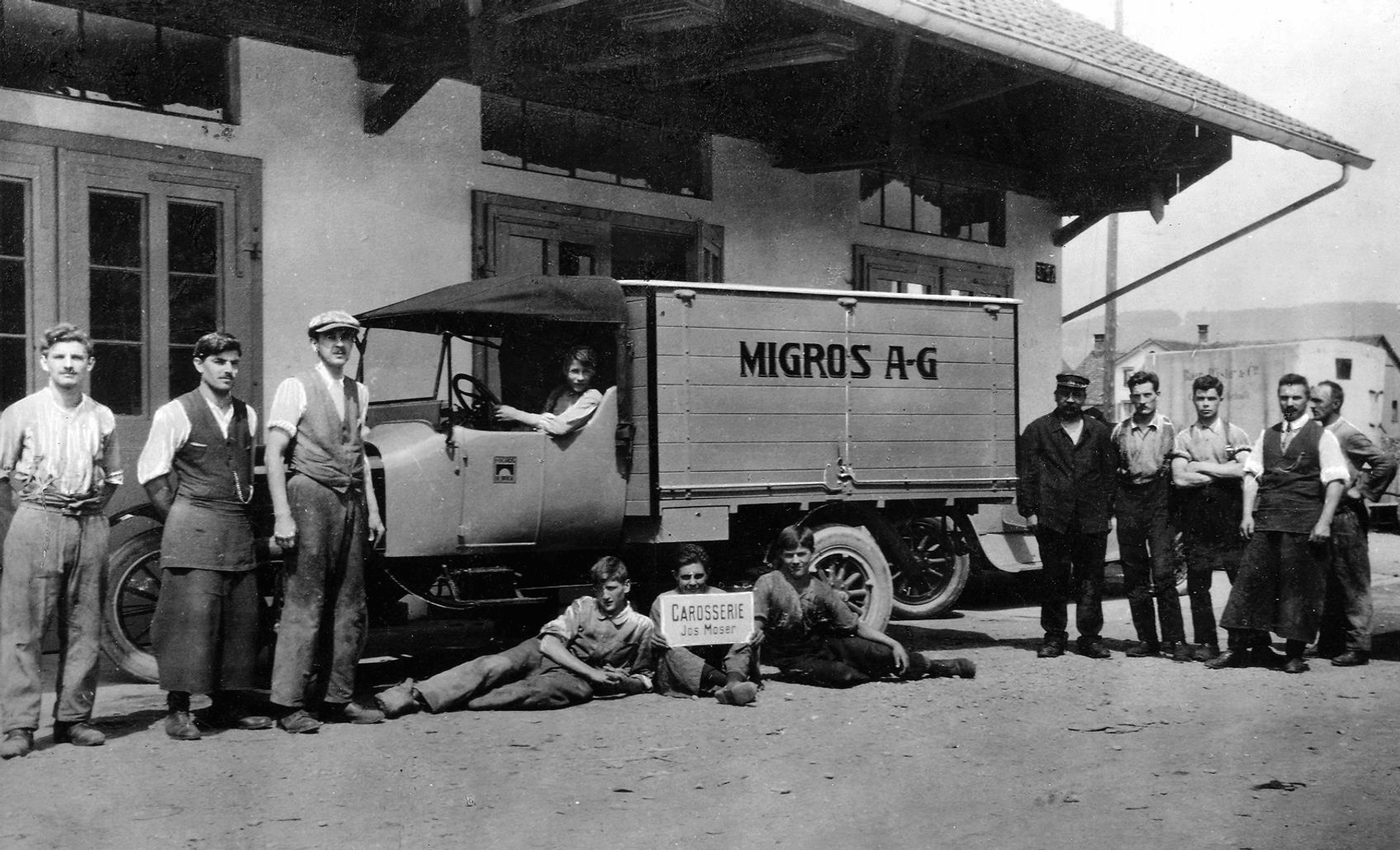 Ford Model T after conversion into a sales van for Migros AG (1925)