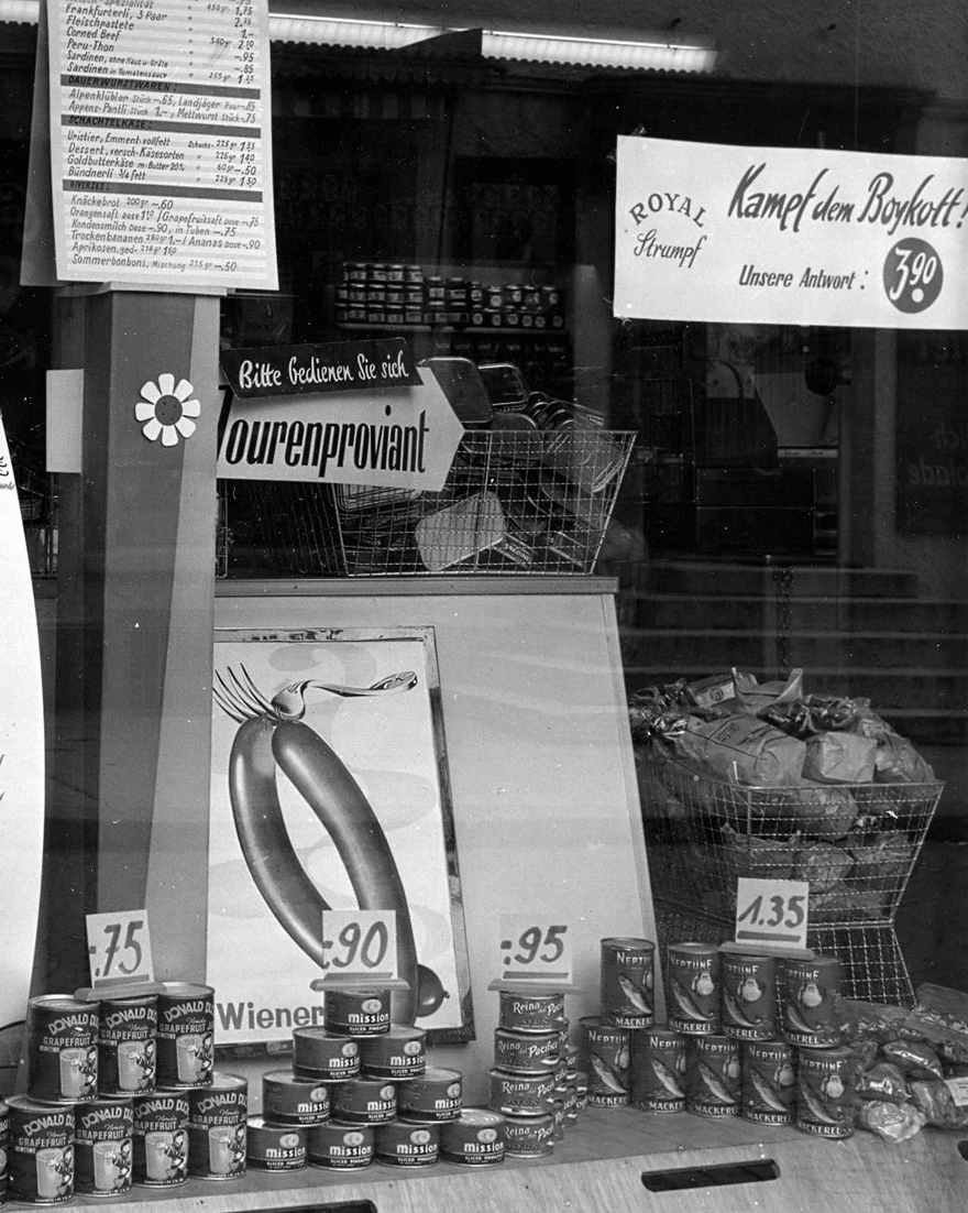 04_ZH-Rapperswil-Schaufenster-Food_76-ROYAL-M-Arch