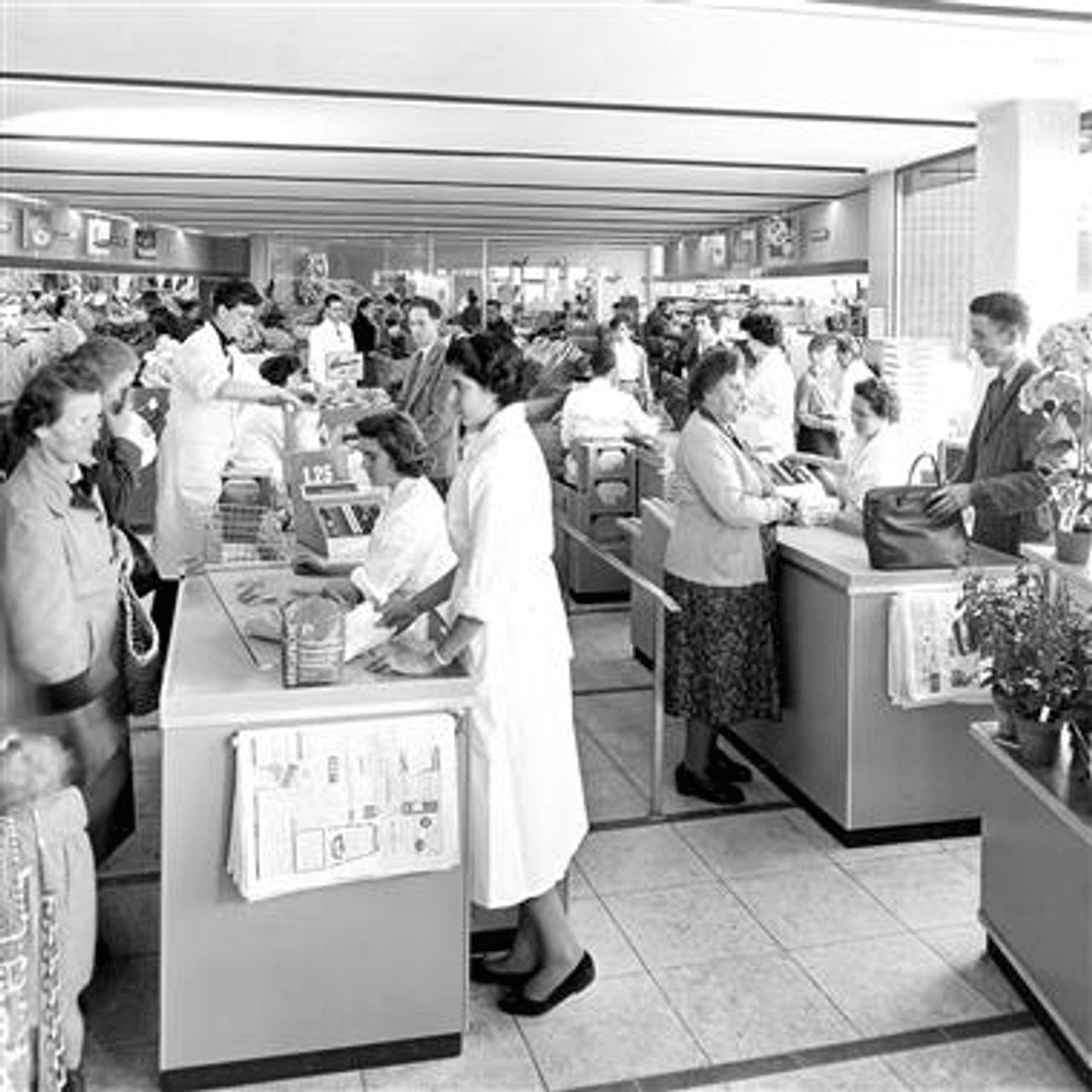 6-ZH-Dietikon-Z_rcherstr-44-Kassen_63-M-Arch