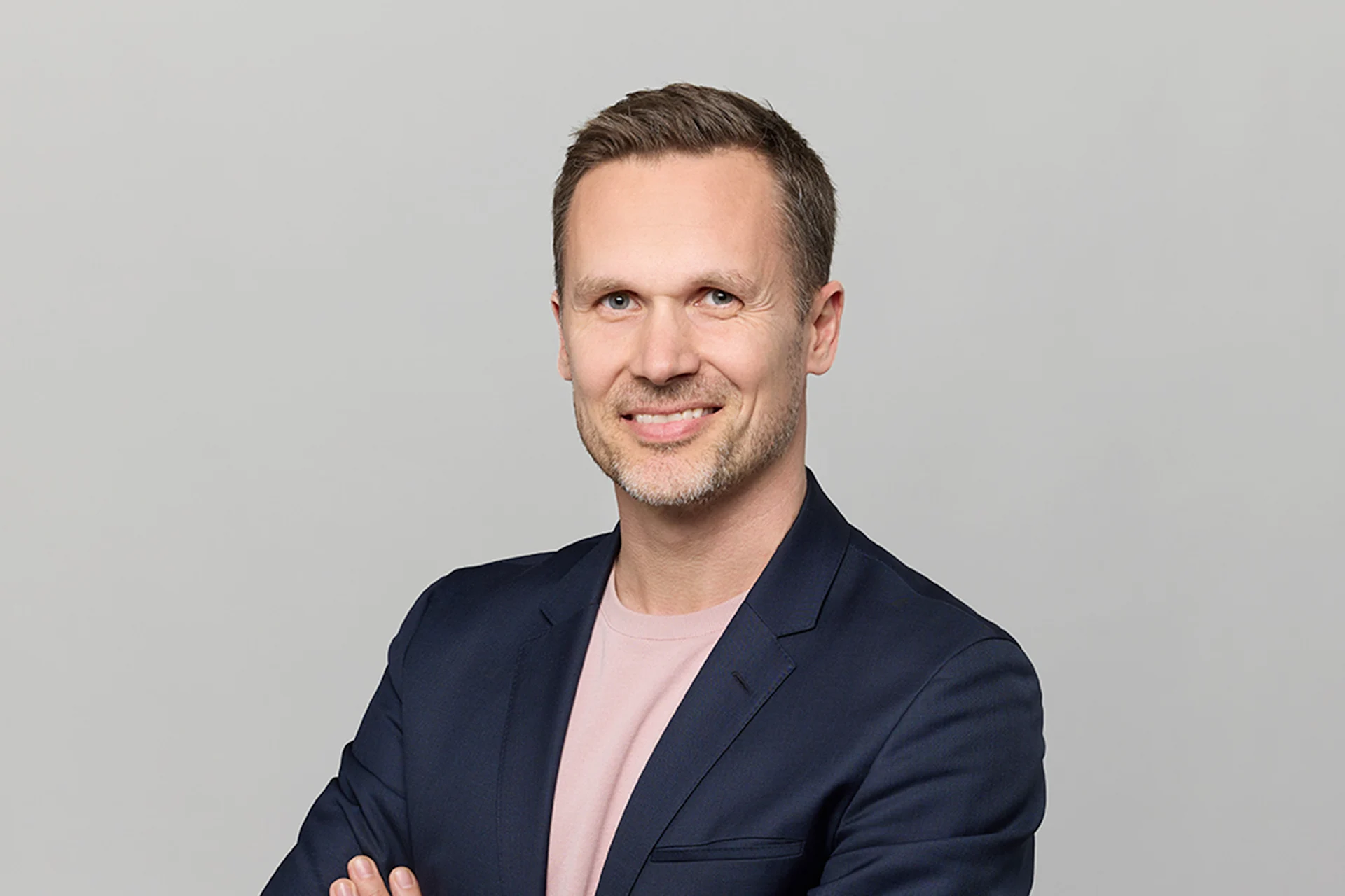 Portraitbild von Sören Schröder