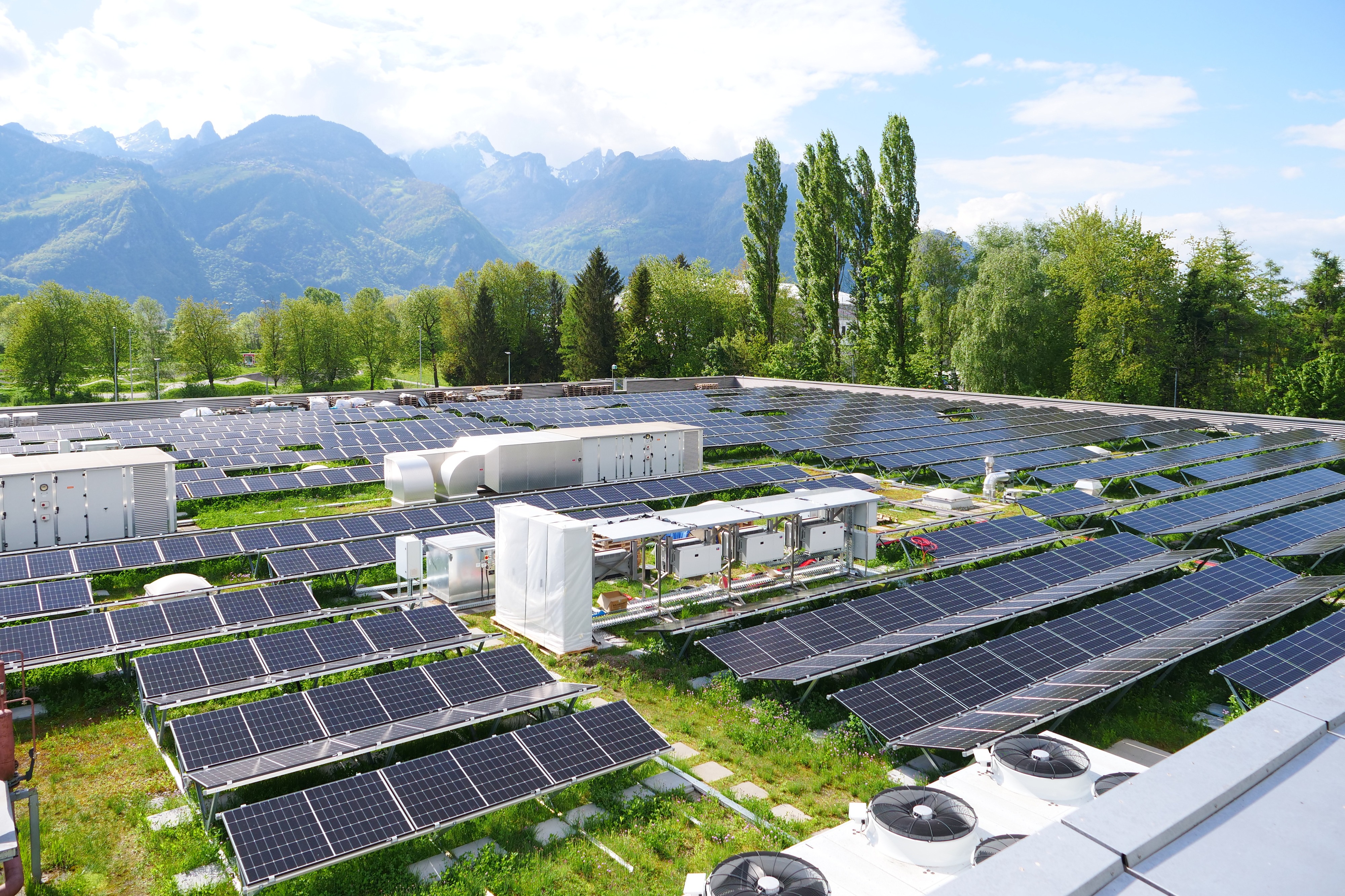 Photo panneaux photovoltaïques Chablais Centre Aigle