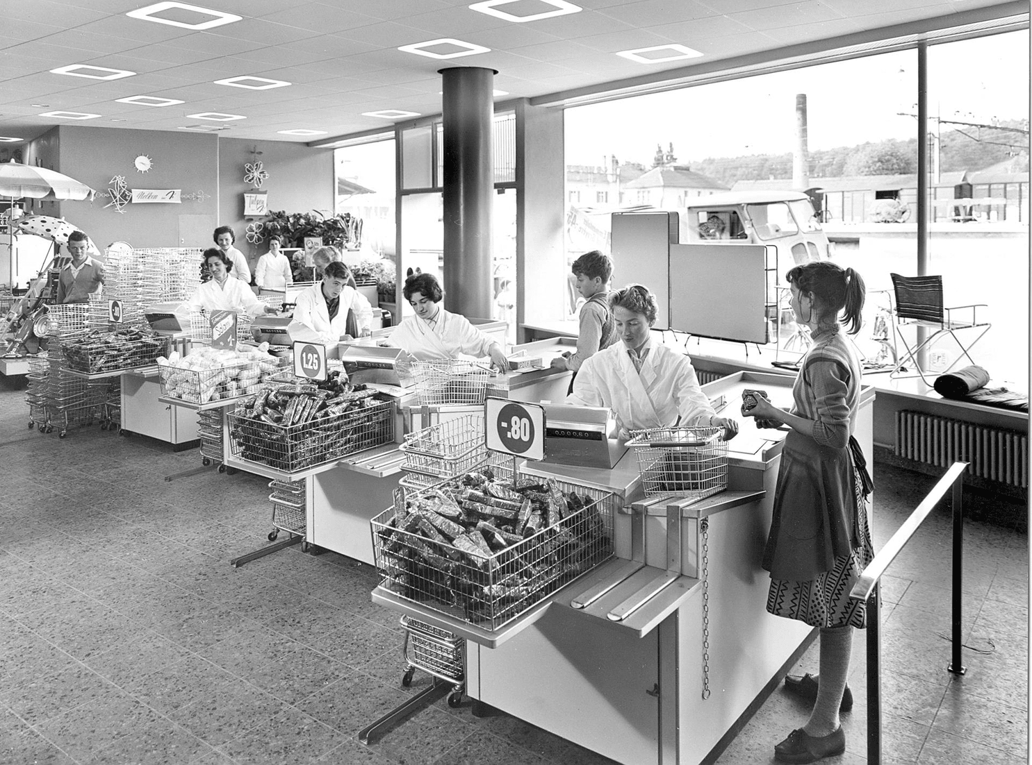 6-ZH-Uster-Bahnhofstrasse-5-Kassen_84-M-Arch