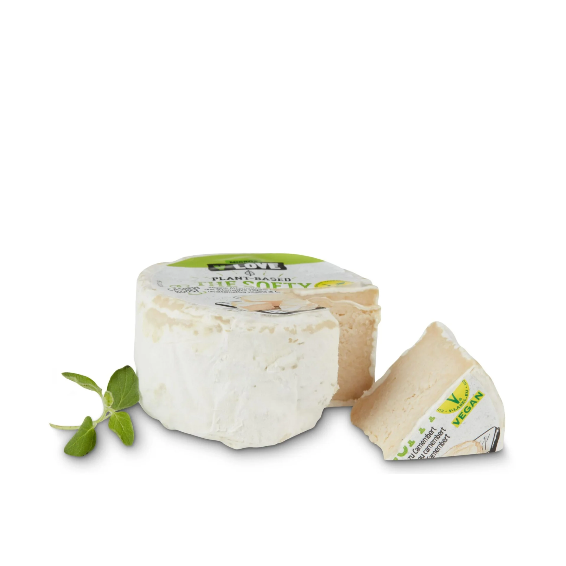 Ein Packshot eines veganen "Camembert"