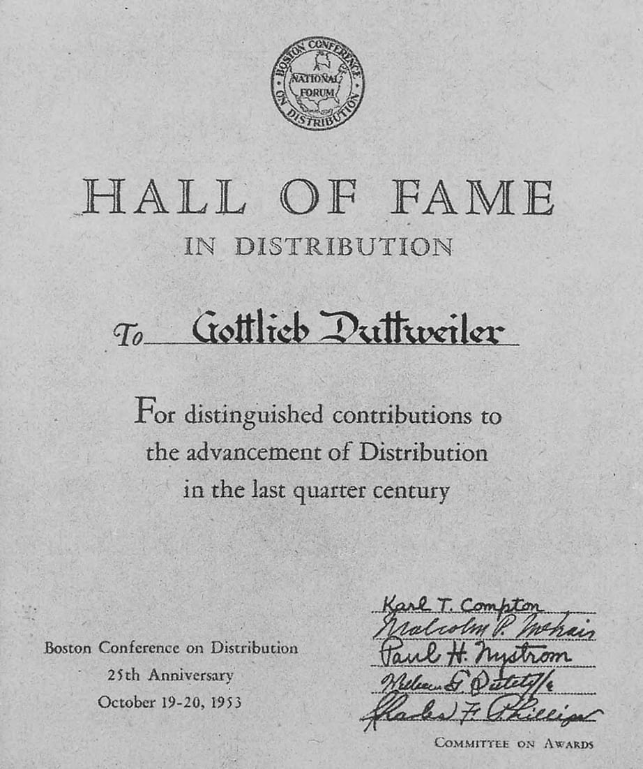 Urkunde "Hall of fame" der "Boston Conference on Distribution" (1953). [MGB_Dok_Fo_054649]