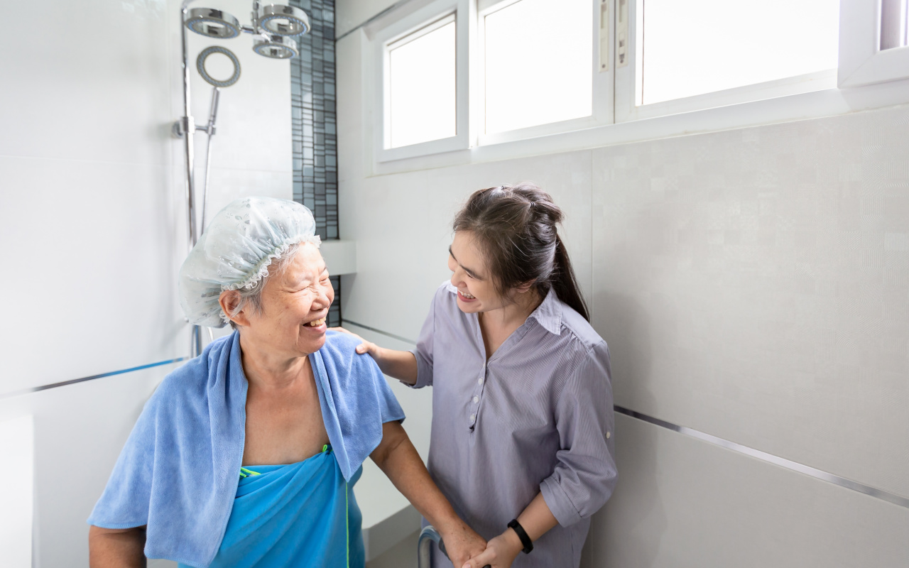 Bathroom Safety Tips For Seniors - The Diary of An Alzheimer's Caregiver