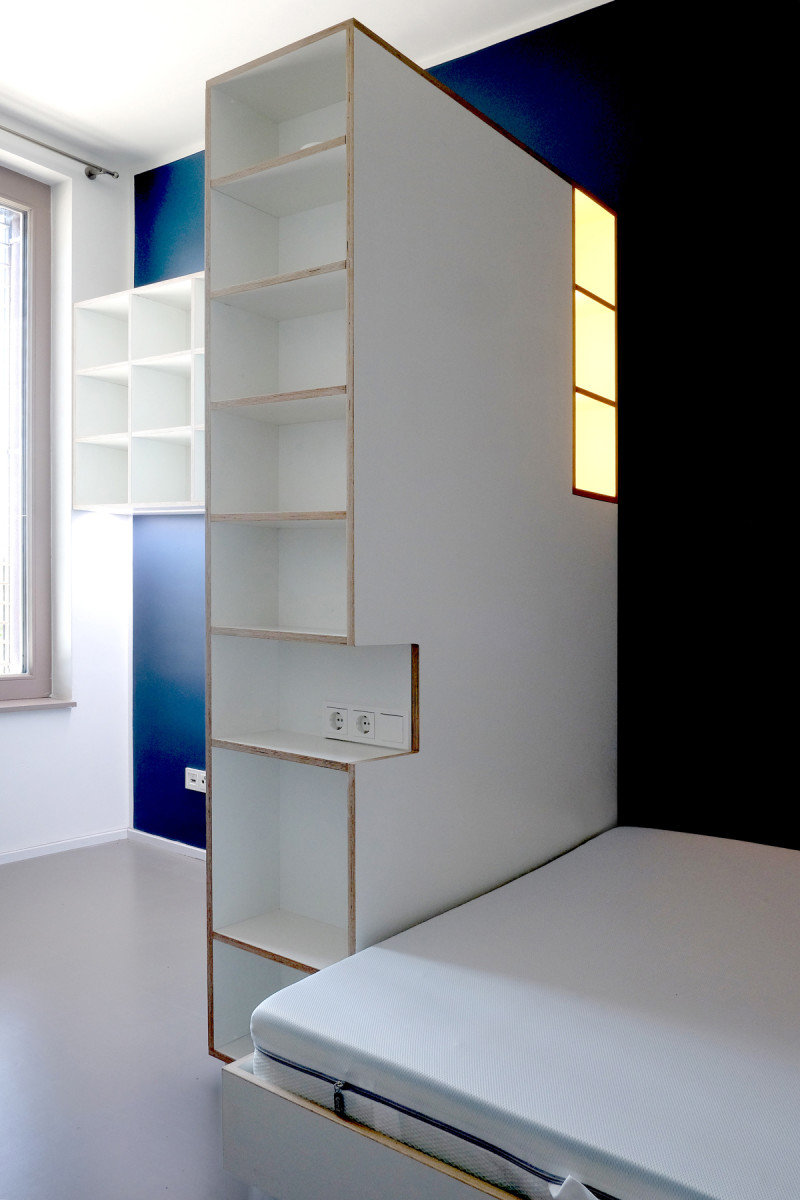 Métro, Boulot, Dodo Image Preview