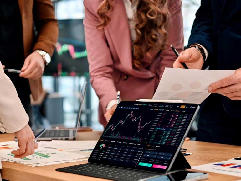 24 Feb Week Ahead: Major Earnings, German Elections, PCE & More