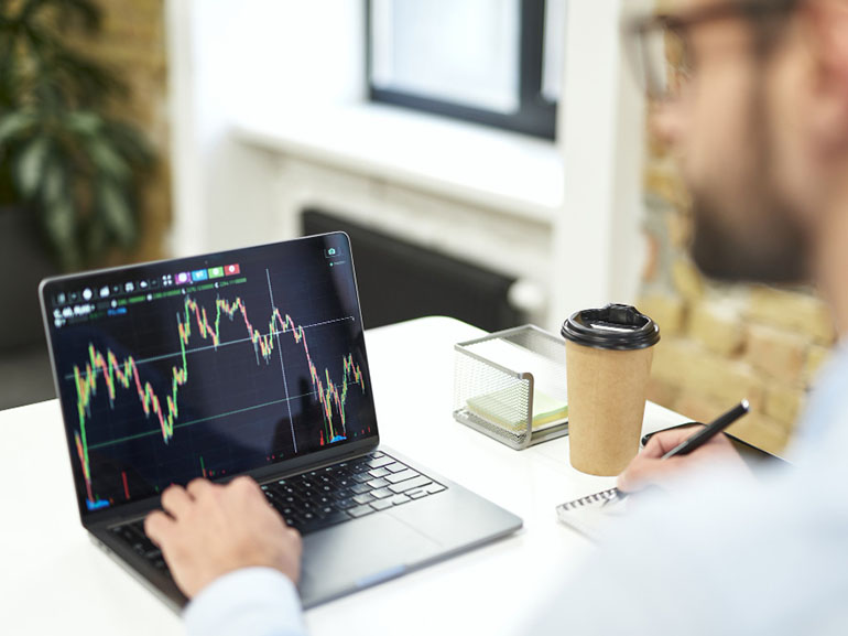 Rajd Marvell prowadzi akcje AI, podczas gdy Bitcoin, miedź i indeksy azjatyckie zyskują
