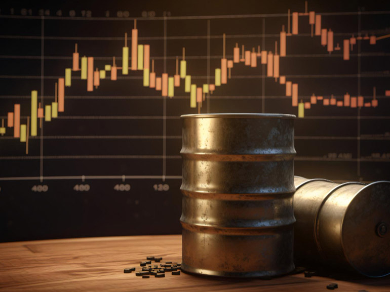 Gold & Oil Climb on Tariffs, Ukraine Escalation