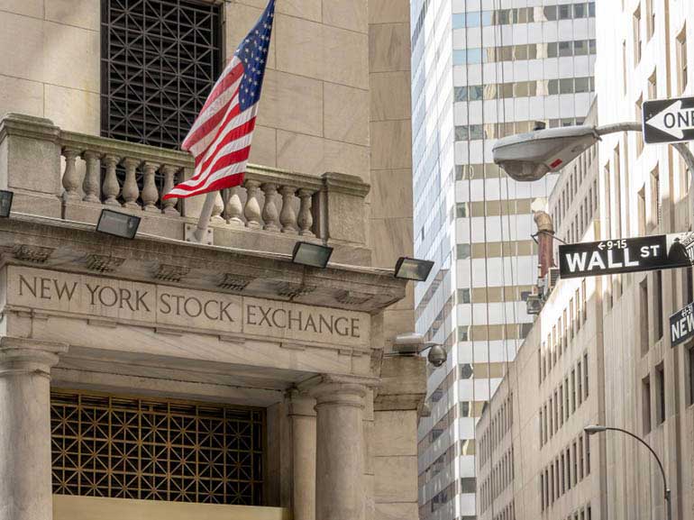 Wall Street legt vor Bekanntgabe der Ergebnisse der großen Technologieunternehmen zu