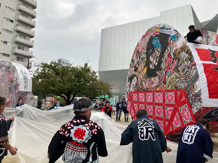 北斎祭り2026 ねぷたのビニールを外す