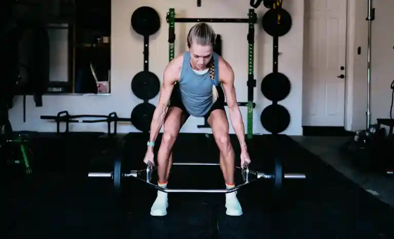 Colleen Quigley crosstraining with WHOOP.