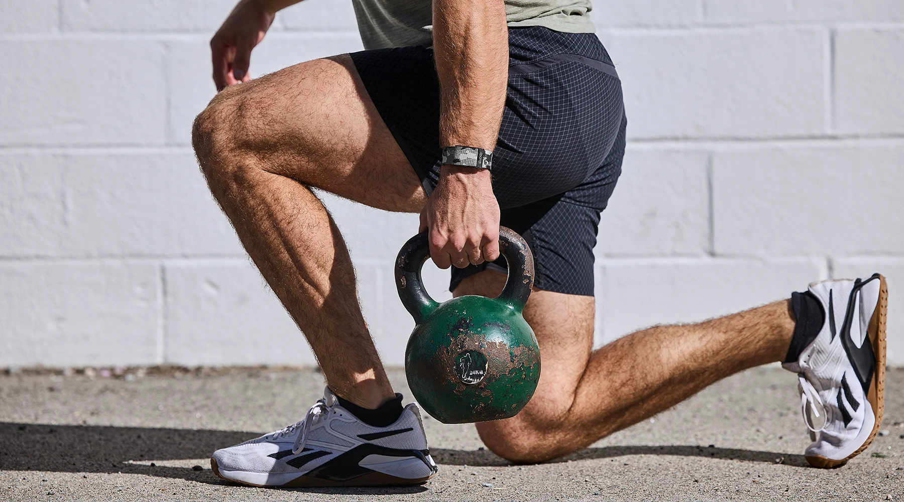 Does lifting weights make women bulky? The myth that won't die - CNET