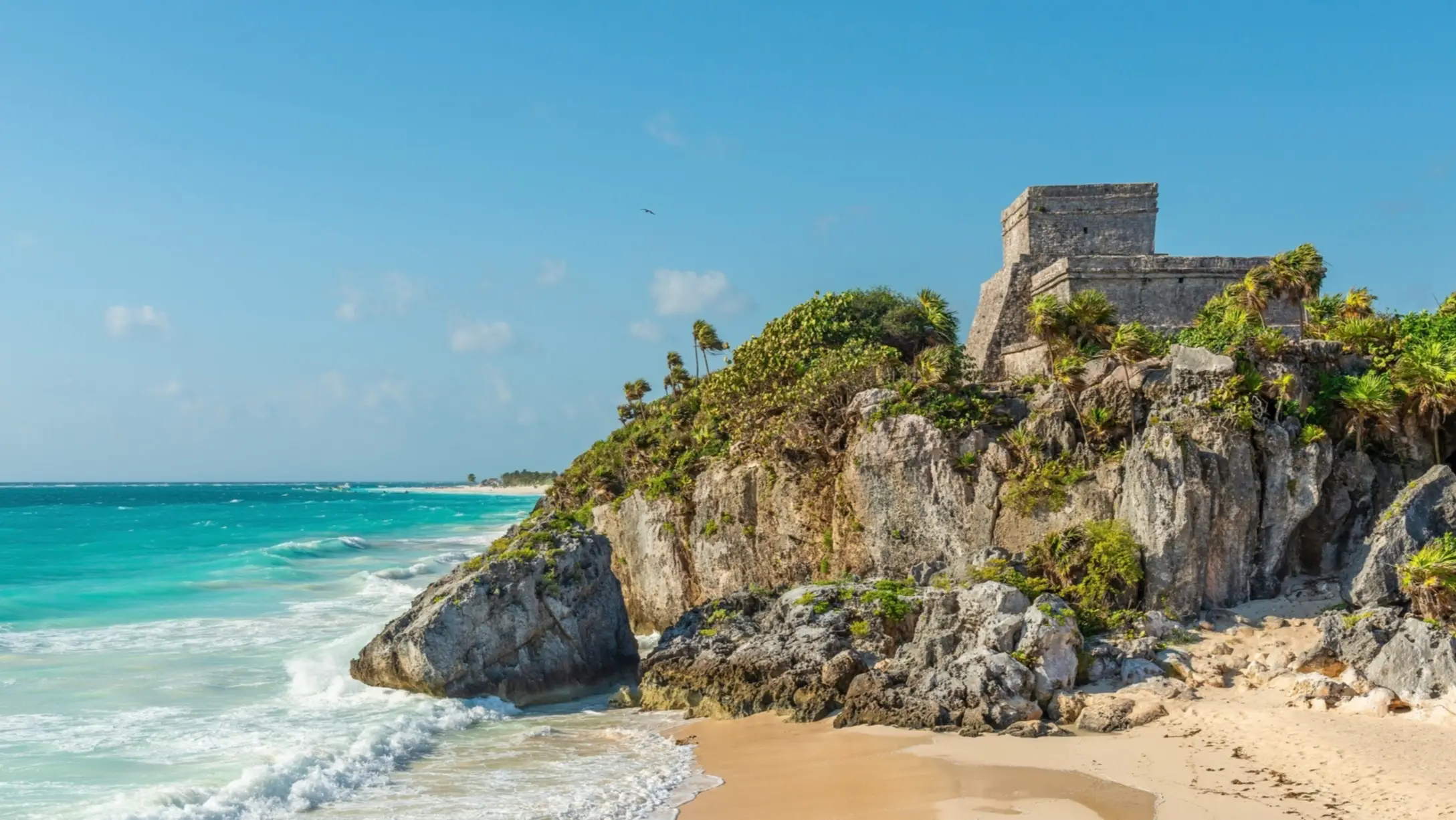 Mexique Tulum, ruines du château maya Panorama des ruines mayas d'El Castillo sur la plage à Tulum, péninsule du Yucatan, Mexique