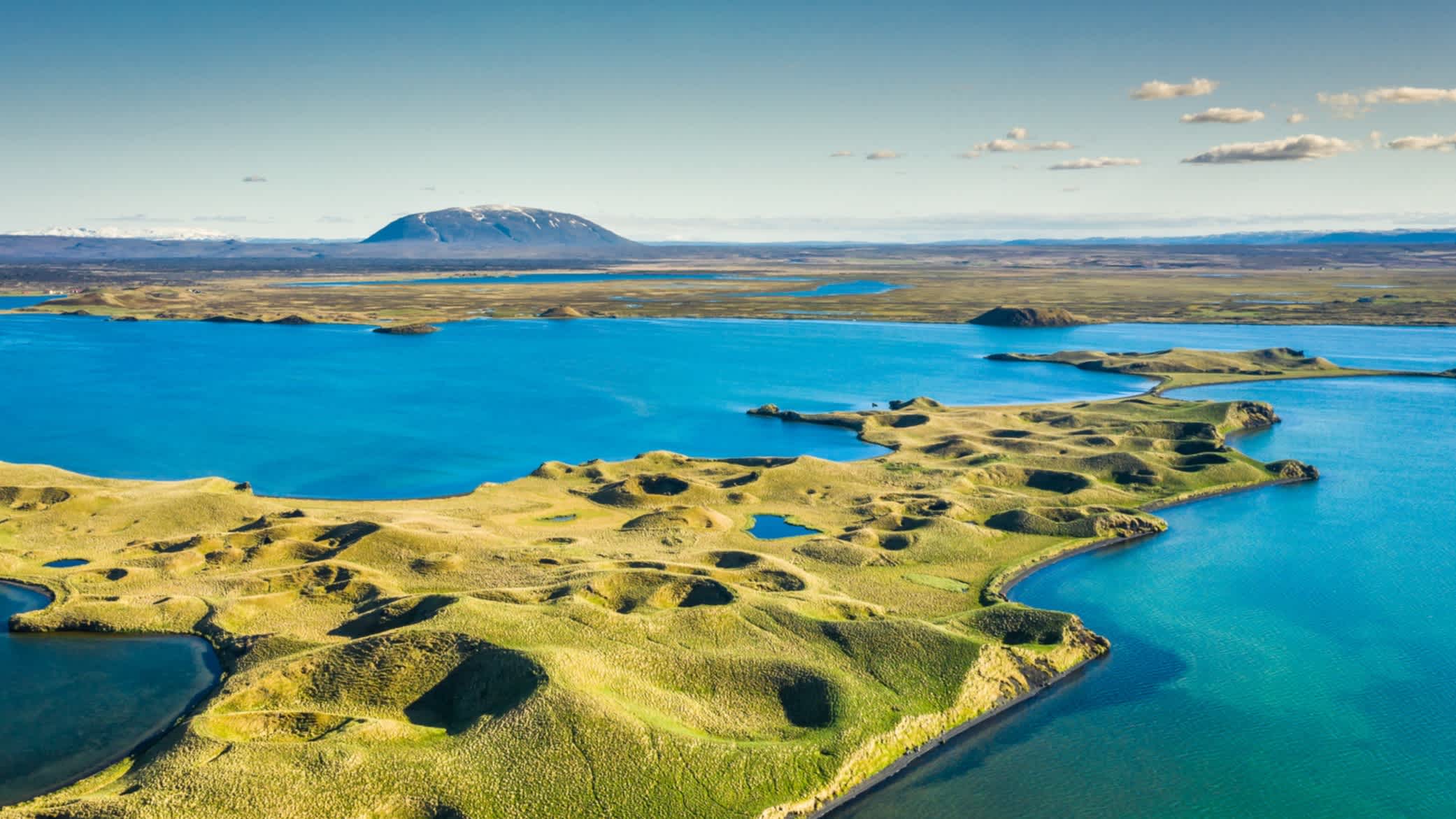 Paysage au bord du lac Myvatn dans le nord de l'Islande. Vue d'en haut