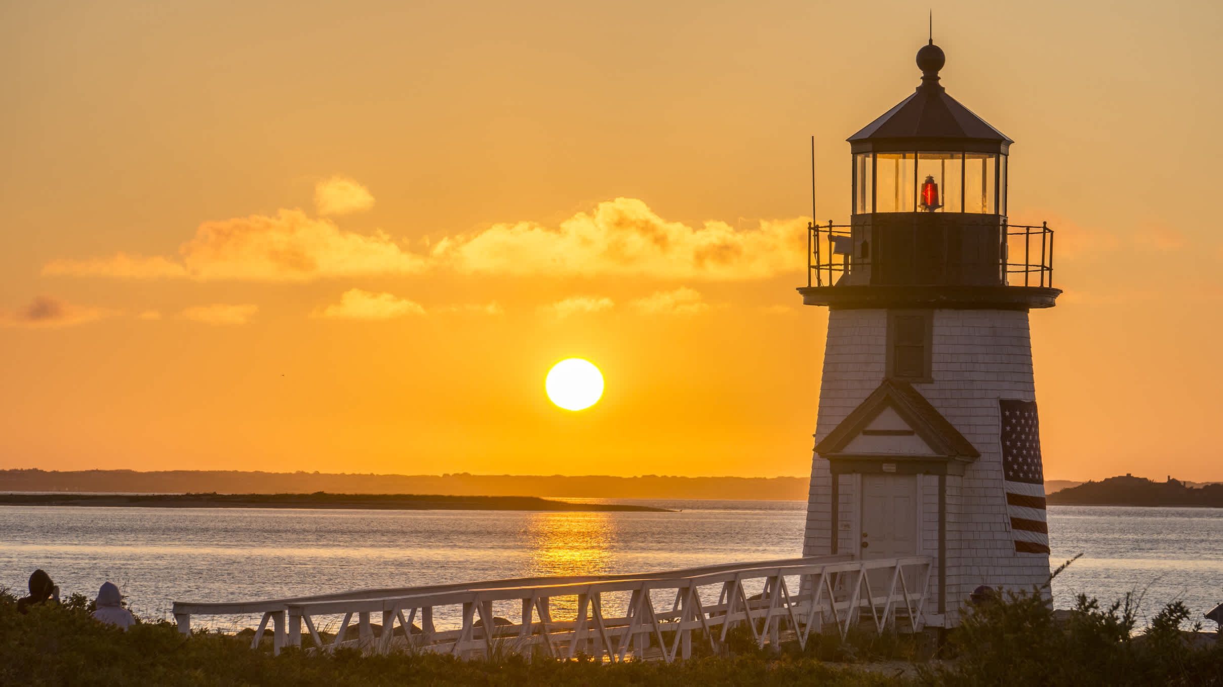 Sonnenuntergang am Leuchtturm auf der Insel Nantucket in Nordamerika 