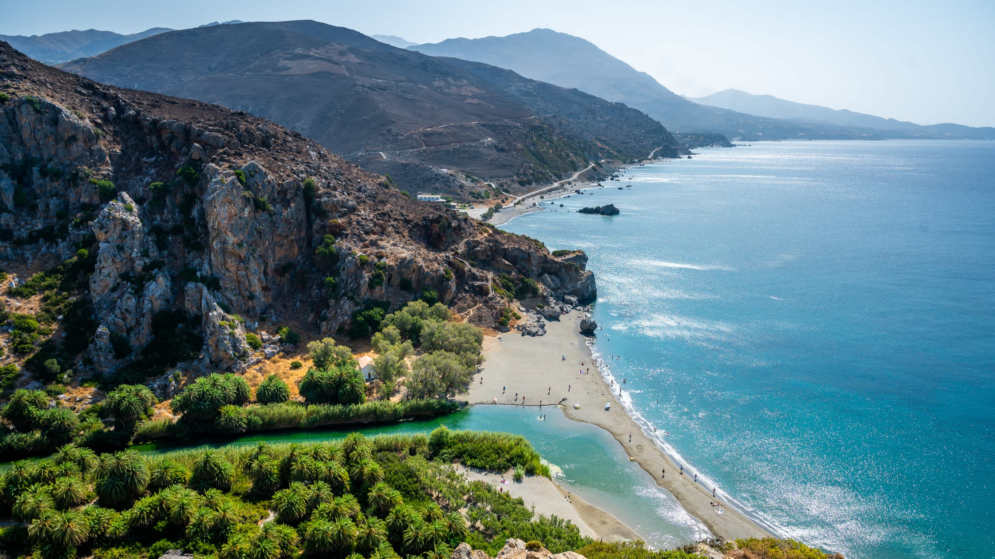 Blick auf den berühmten Preveli Strand im Sommer, Kreta, Griechenland.
