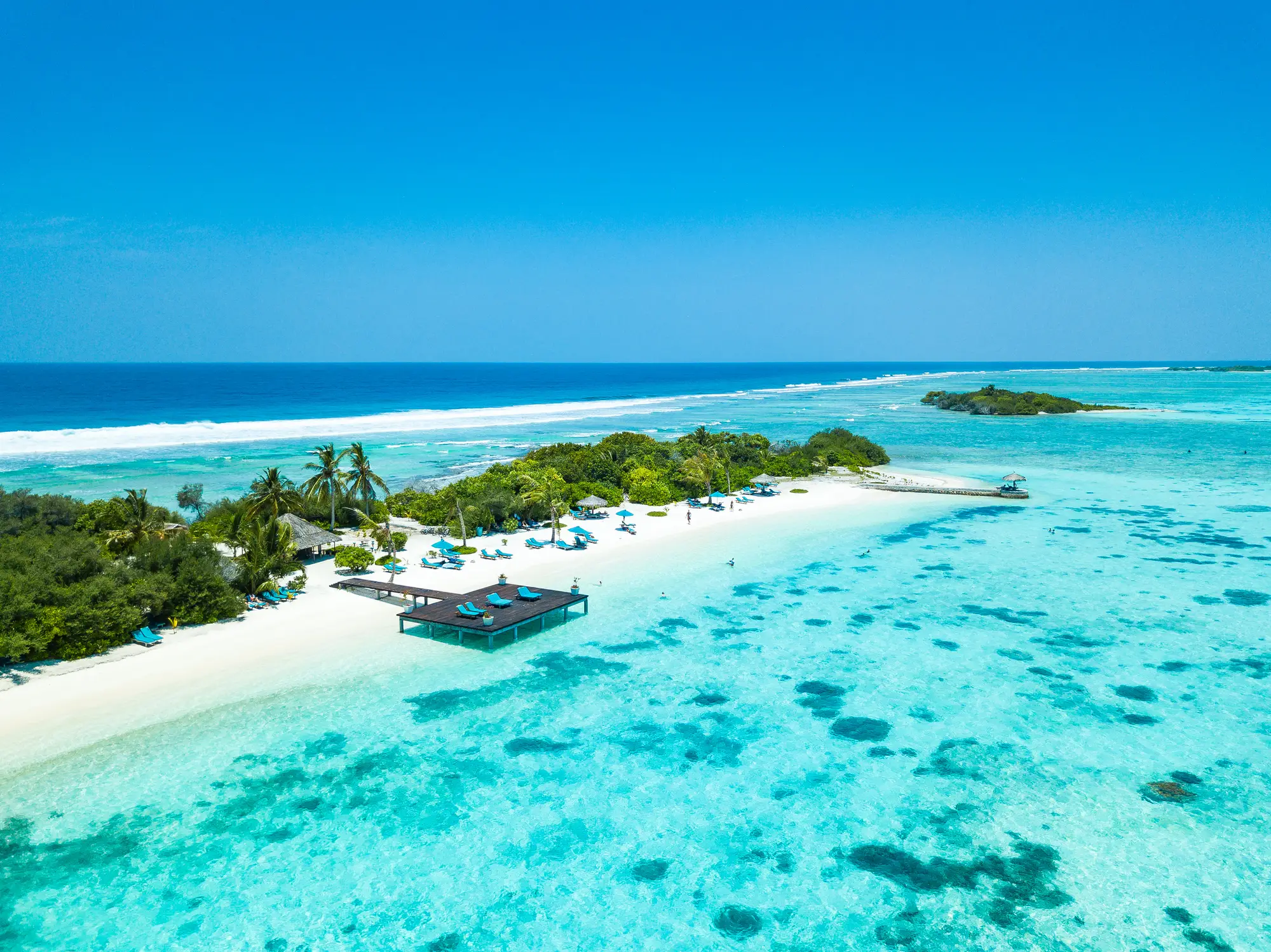 Malediven, Addu Atoll Luftaufnahme von Canareef Resort Maldives, Addu Atoll (ehemaliges Seenu Atoll), Malediven.